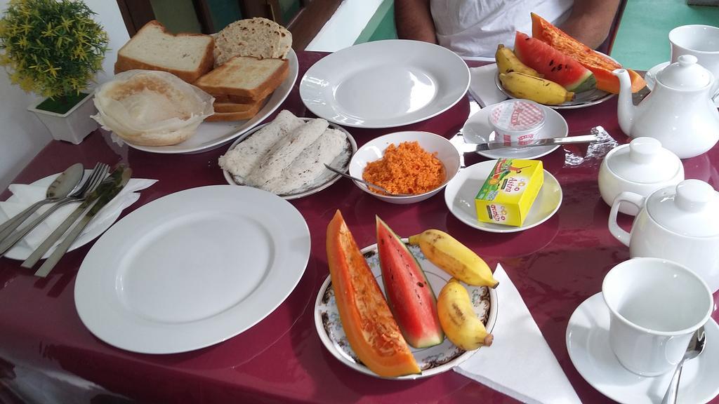 Vihangi Guesthouse Dambulla Buitenkant foto